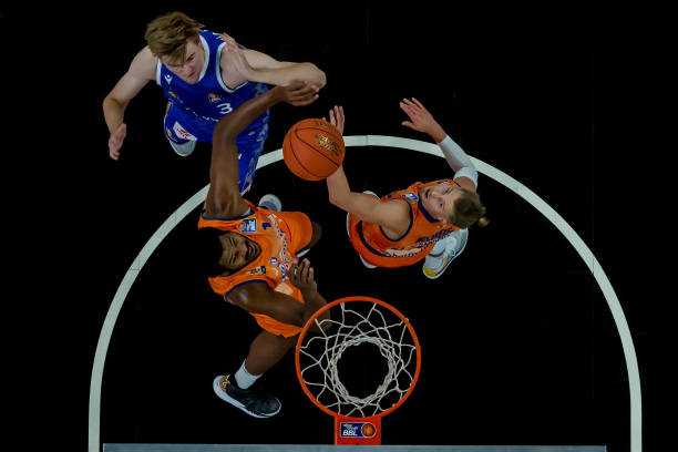 与传统强队 与传统强队