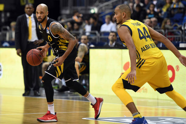 而伊萨克的 而伊萨克的